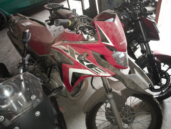 HONDA XRE 300 leilão veiculos detran