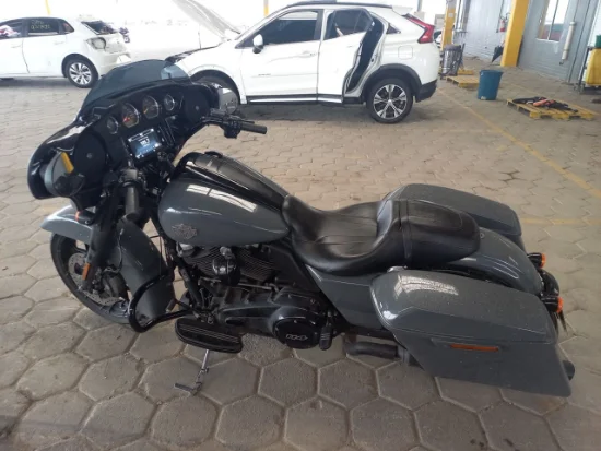 Harley Davidson FLHX S 1 leilão veiculos