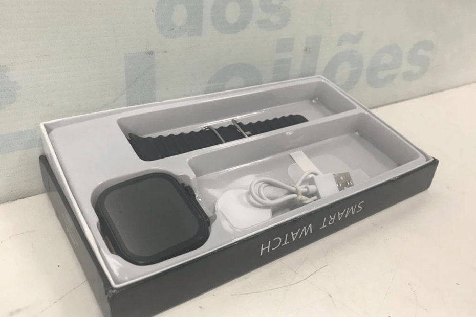 Leilão da embaixada dos Estados Unidos Aplle Watch