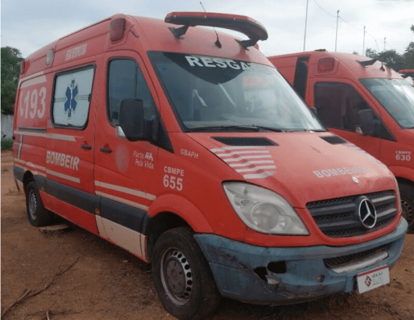 Mercedes Benz Sprinter leilão veiculos frota governo estadual