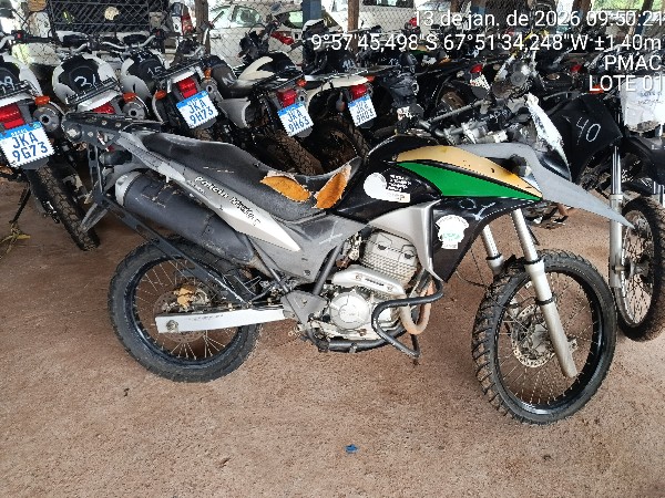 Moto HONDA XRE Leilão veiculos do governo estadual