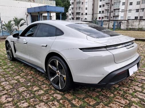 PORSCHE - Taycan Turbo S Leilão de veículos retomados de financiamento do Banco Santander