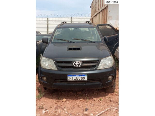 TOYOTA HILUX SW4 SRV 4X4 Leilão de apreensões da Polícia Federal