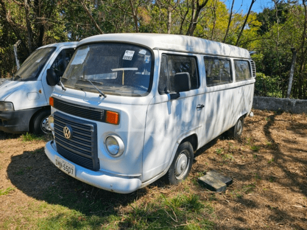Volkswagen Kombi leilão de viatura do exercito