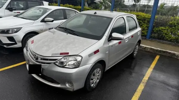 leilão de sua frotaTOYOTA ETIOS HB