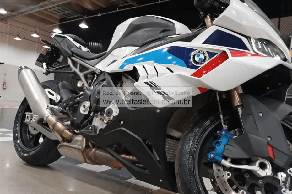 leilão de veiculos retomados de financiamento BMW S 1000 RR M PACKAGE