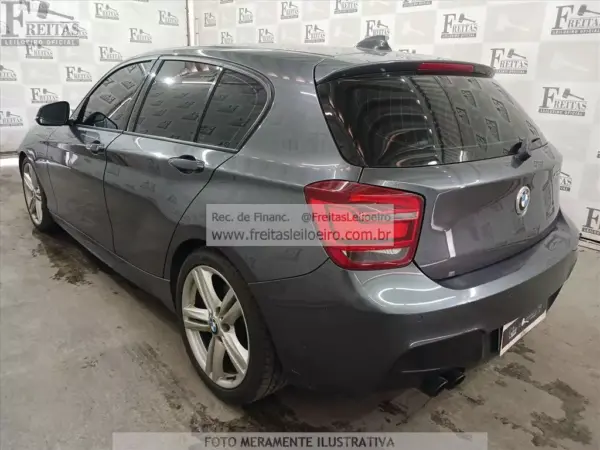 BMW 125I Leilão de veículos retomados de financiamento e São Paulo