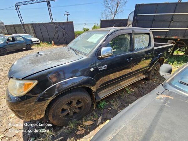 CAMINHONETE TOYOTA HILUX 4X4 Leilão de viaturas da Polícia Civil