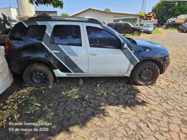CAMIONETA RENAULT DUSTER 20 D 4X2 Leilão de viaturas da Polícia Civil