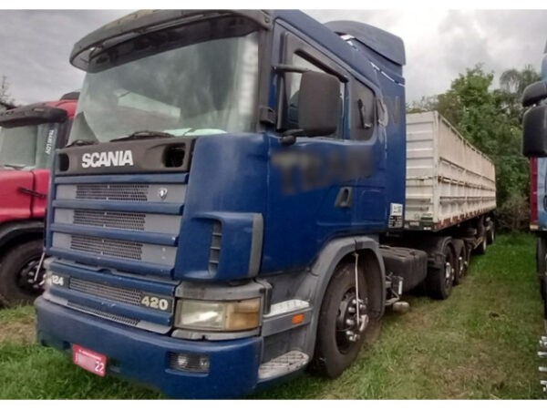 Caminhão SCANIA R124 GA4X2NZ leilão veiculos justiça federal
