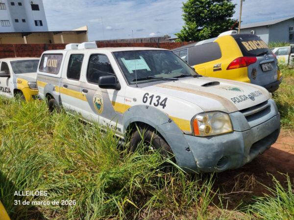 Caminhonete NISSAN FRONTIER 44 XE leilão de frota policia militar