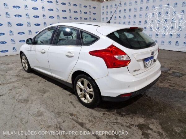 FORD FOCUS HATCH Ford Realiza Leilão de Frota