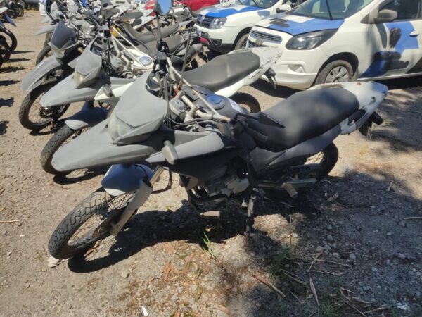 HONDA XRE leilão Moto policia Militar