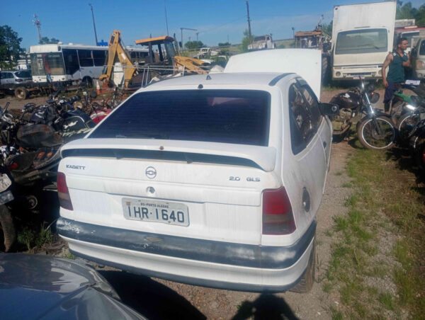 KADETT GLS leilão veiculos Detran