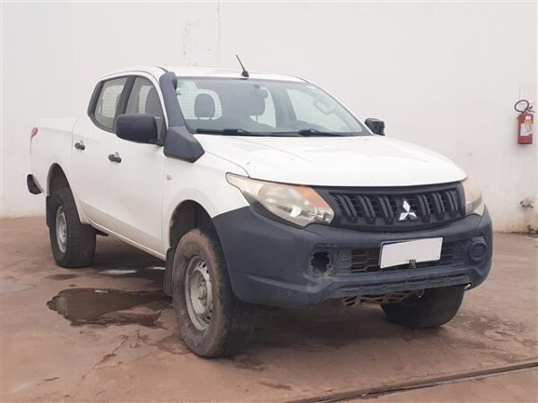 L200 TRITON SPT GL leilão de veiculos retomados de finaciamento