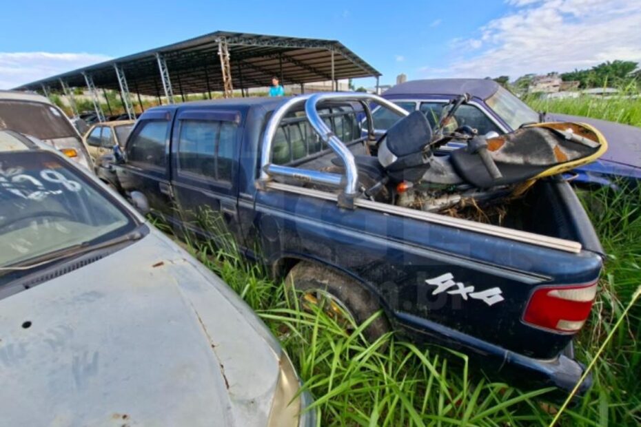 Leilão veiculos do Ministério da justiça Caminhonete S10 EXECUTIVE