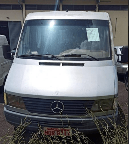 Mercedes BENZ 312D SPRINTER Leilão da Receita Federal tem Scania e Sprinter