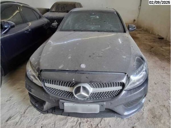 Mercedes BENZ C300 Leilão de combate ao tráfico de drogas