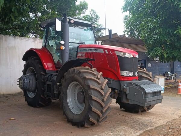 Trator MASSEY - TRATOR AGRÍCOLA leilão de veiculos retomados de finaciamento