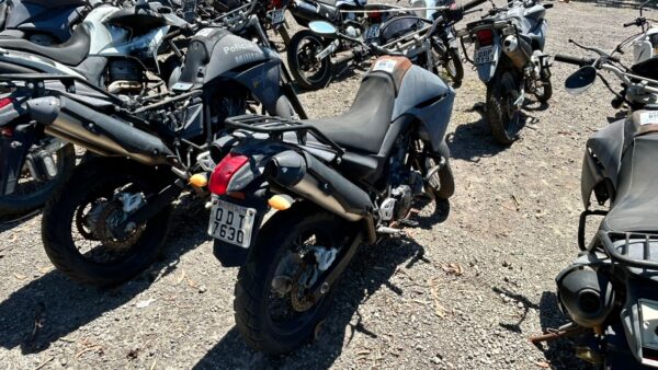 YAMAHA XT 660R 2013 leilão Moto policia Militar