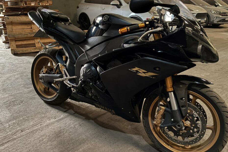 Leilão veiculos da Polícia Federal YAMAHA YZF R1