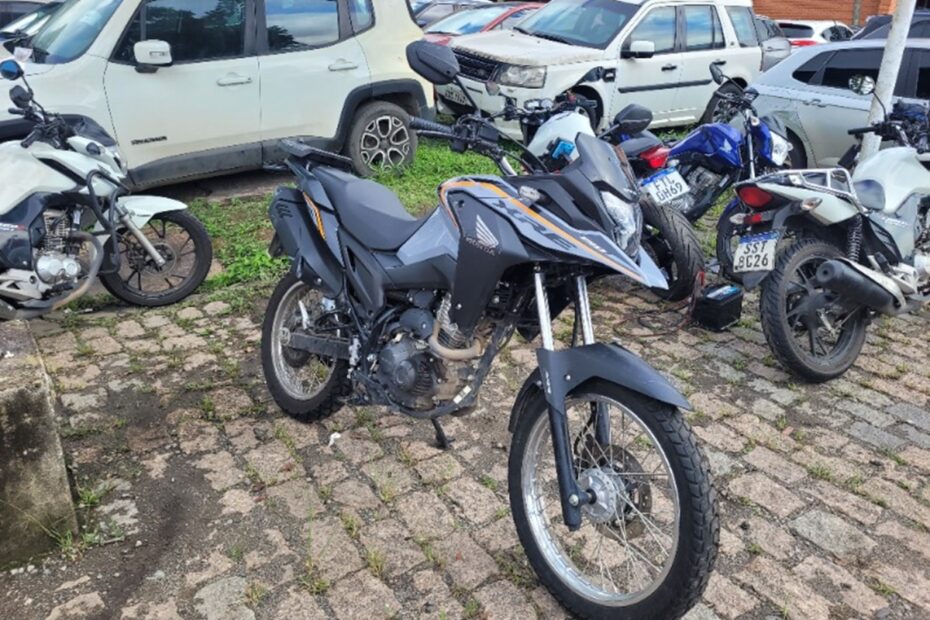 leilão do Banco Honda em São Paulo HONDA XRE 190