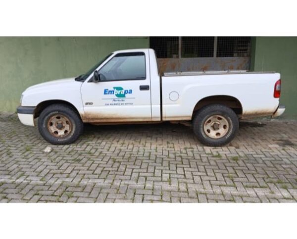 Camionete S-10 Diesel Leilão da Embrapa