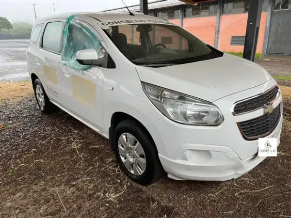Chev Spin leilão veiculos prefeitura