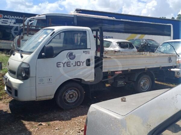 KIA UK2500 leilão veiculos detran são paulo