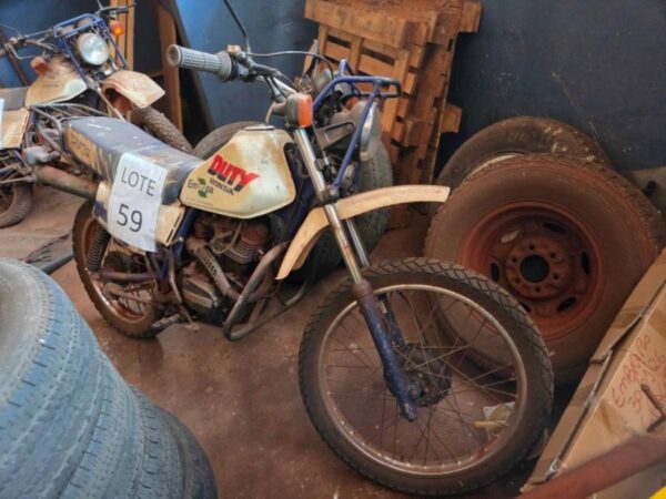 MOTOCICLETA HONDA XL 125 DUTY Relíquias da Década de 80 em Leilão