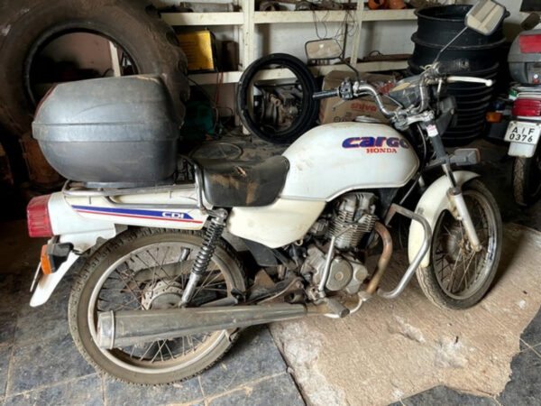 Moto HONDA CG 125 CARGO Leilão de prefeitura