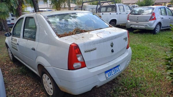RENAULT LOGAN Leilão veiculos frota da Universidade Federal
