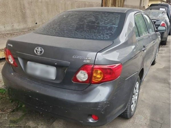 TOYOTA COROLLA XLI preto Leilão de viaturas da Polícia Federal