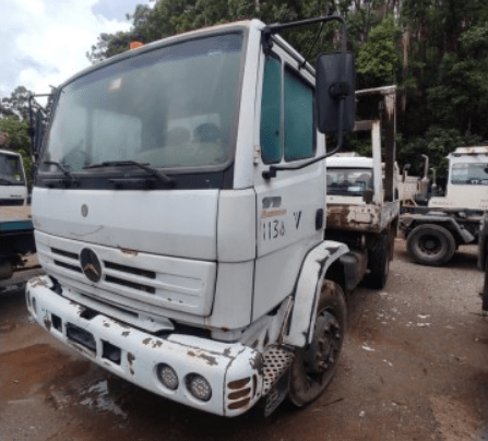 caminhão Mercedes Benz 1718 Poliguindaste Leilão de Maquinário Pesado