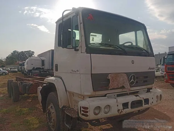 leilão de frota CAMINHÃO MERCEDES-BENZ ATRON 2729 6X4
