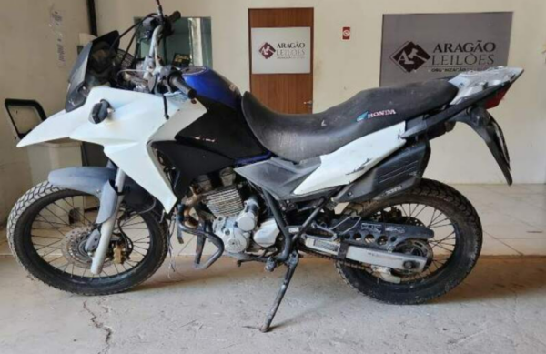 moto Honda XRE leilão veiculos governo estadual de pernabuco 2