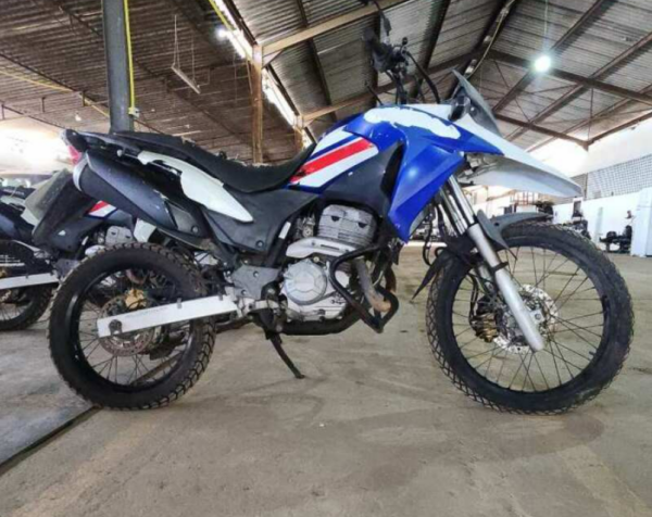 moto Honda XRE leilão veiculos governo estadual de pernabuco 4