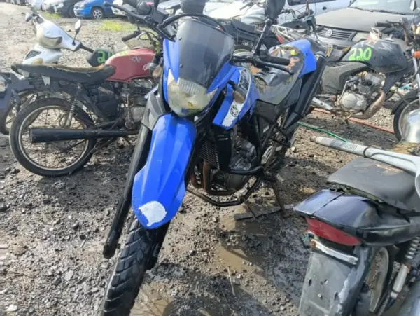 moto YAMAHA XT 660R leilão detran