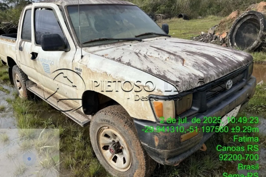 Caminhonete TOYOTA HILUX Leilão do Governo do Rio Grande do Sul