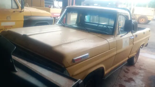 FORD F-100