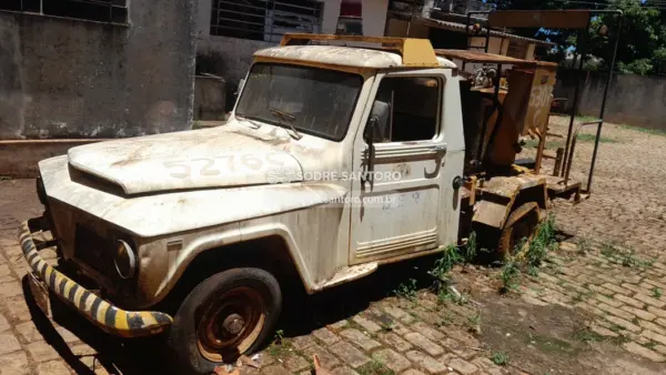 FORD RURAL