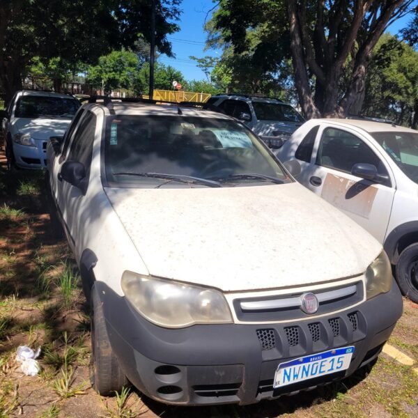Fiat Strada Fire leilão veiculos universidade federal