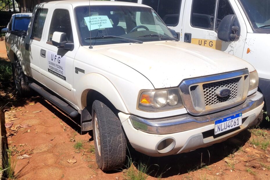 Ford Ranger XLT leilão veiculos universidade federal