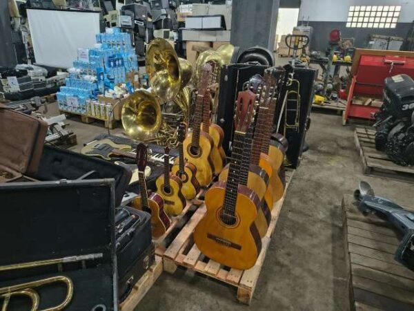 Instrumentos musicais Leilão do Fundo Social de São Paulo
