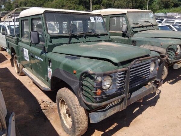 Land Rover DEFENDER 130 leilão veiculos de frota governo estado de são paulo