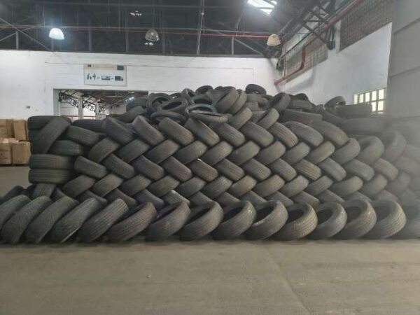 Pneus usados Leilão do Fundo Social de São Paulo