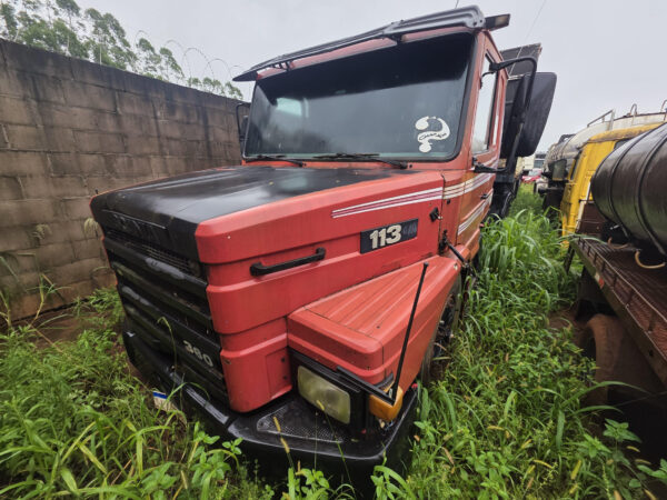 SCANIA T112 HS4X2 leilão de veiculos aprendidos pela polica