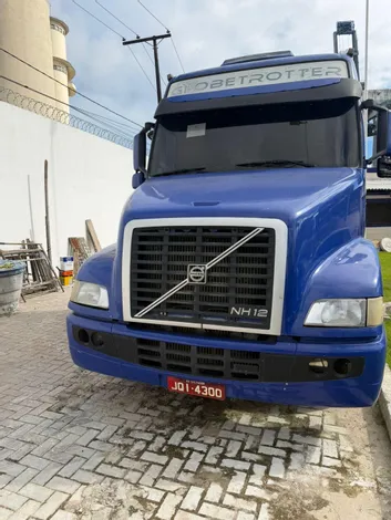 VOLVO NH12380 4X2T leilão de veiculos policia federal