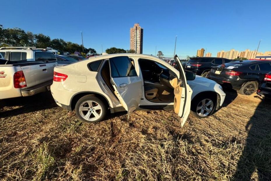 leilão veiculos policia federal BMW X6 XDRIVE