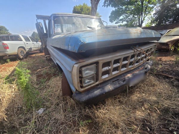CAMINHÃO FORD F4000 1 Leilão do Tribunal de Justiça